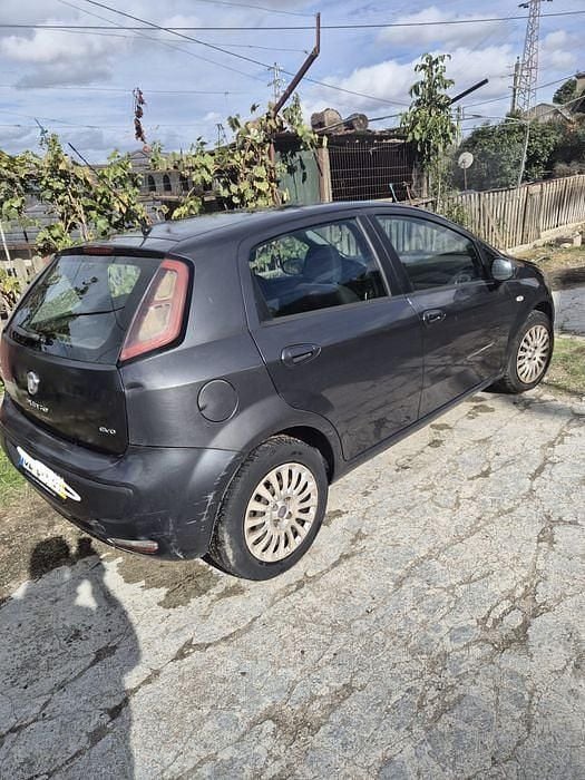 Usado 2011 Fiat Punto Evo Citadino | € 2.900 (Super Preço) - Imagem 1/4