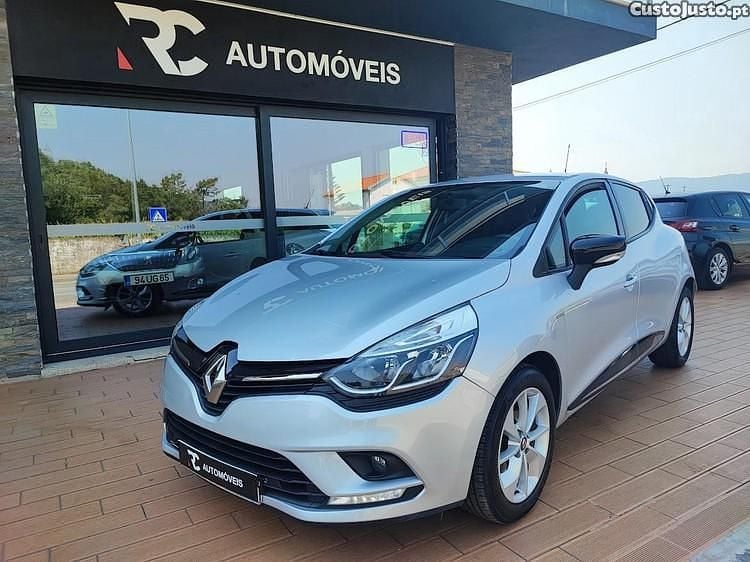 Cinza Usado 2017 Renault Clio IV LIMITED Citadino | € 11.950 (Preço justo) - Imagem 1/1