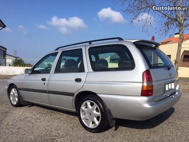 Ford escort 98
