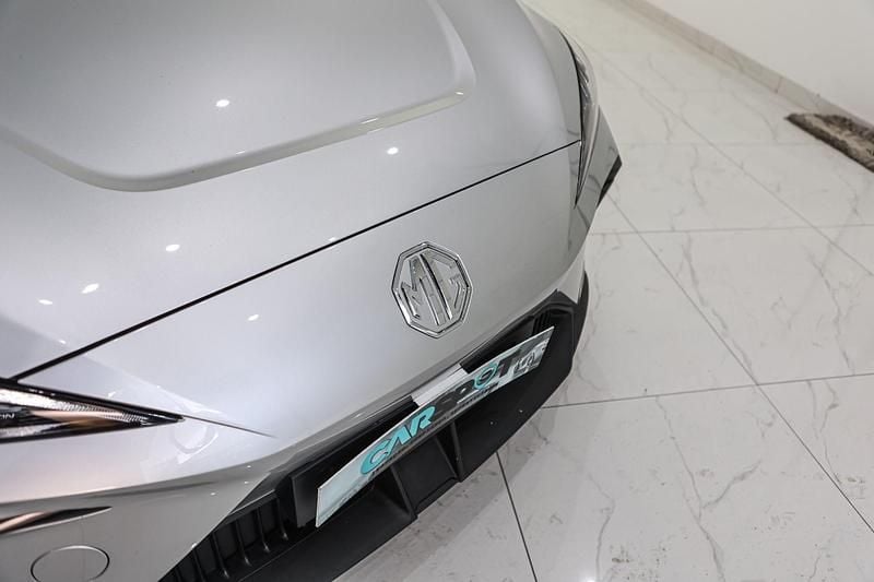 Cinza Usado 2023 MG MG4 EV Citadino | € 21.980 (Preço elevado) - Imagem 1/4
