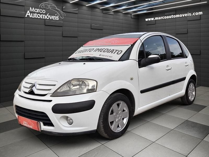 Branco Usado 2007 Citroën C3 Exclusive Citadino | € 4.250 (Preço justo) - Imagem 1/4