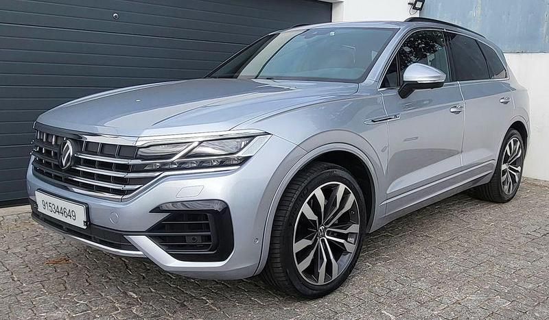 Usado 2020 VW Touareg R-line SUV | € 47.500 - Imagem 1/4