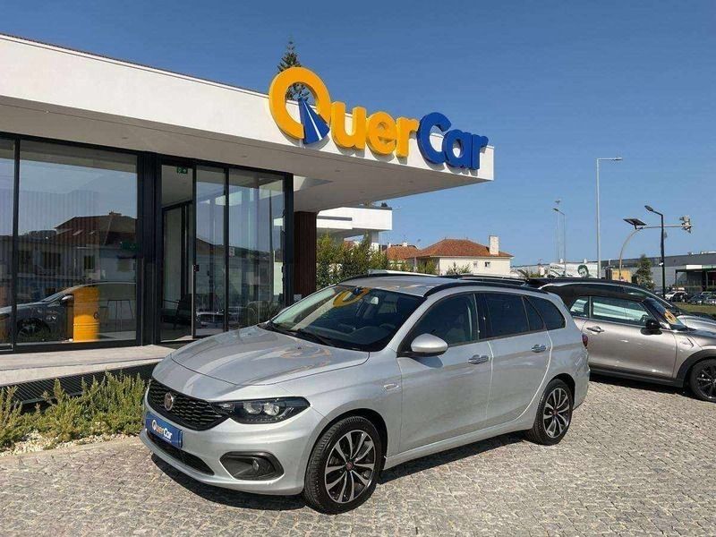 Cinza prata Usado 2020 Fiat Tipo Lounge Carrinha | € 14.900 (Preço elevado) - Imagem 1/4