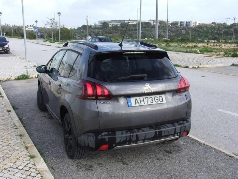 Usado Peugeot 2008 GT-line 120 HP (88 kW) 2017 SUV