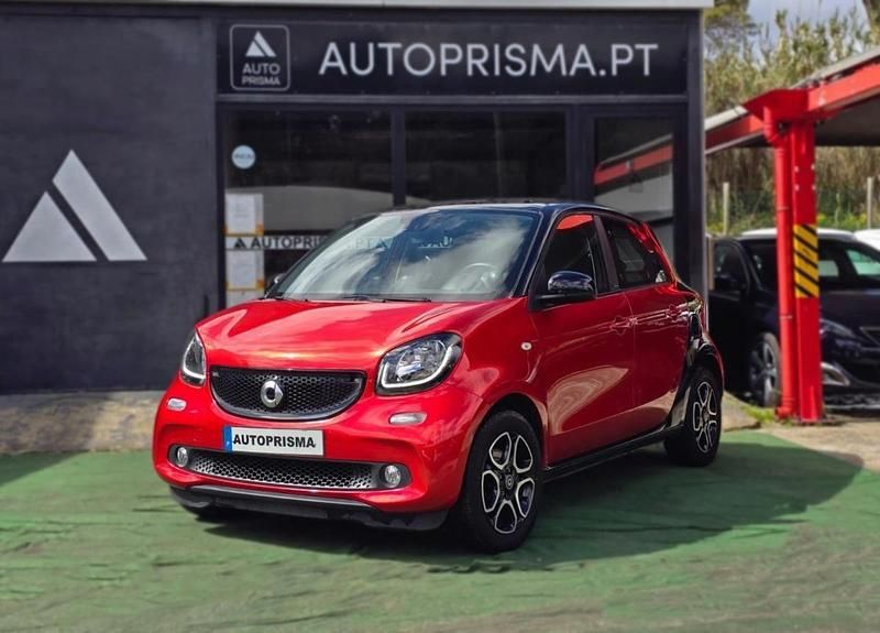 Usado Smart ForFour Prime 90 HP (66 kW) 2016 Vermelho Citadino