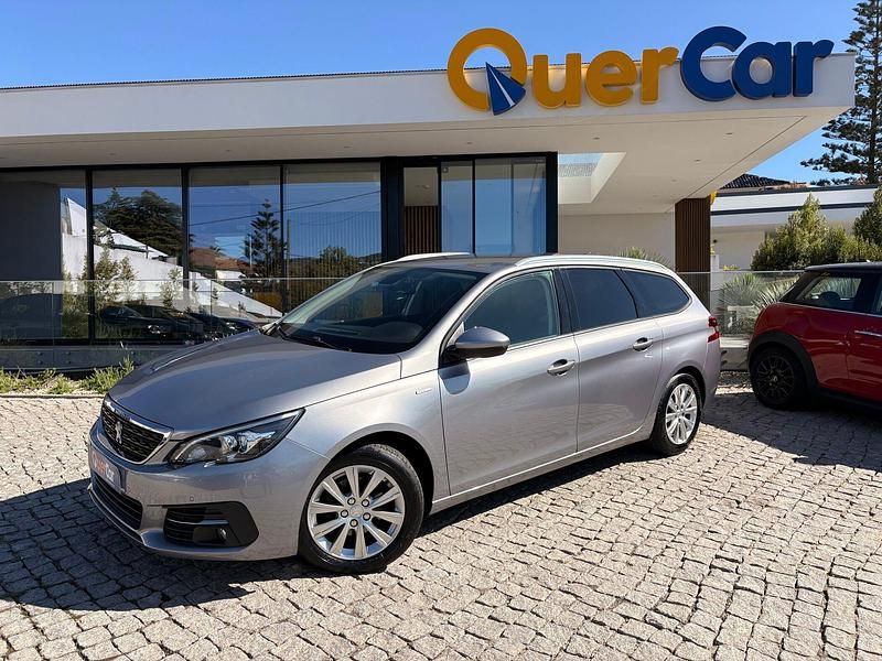 Cinza Usado 2020 Peugeot 308 Style Carrinha | € 13.490 (Preço justo) - Imagem 1/4