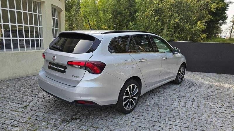 Usado Fiat Tipo Lounge 120 HP (88 kW) 2018 Cinza Carrinha
