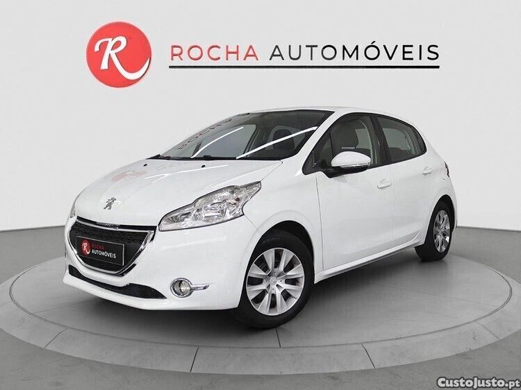Branco Usado 2014 Peugeot 208 Active Citadino | € 9.990 (Preço justo) - Imagem 1/1