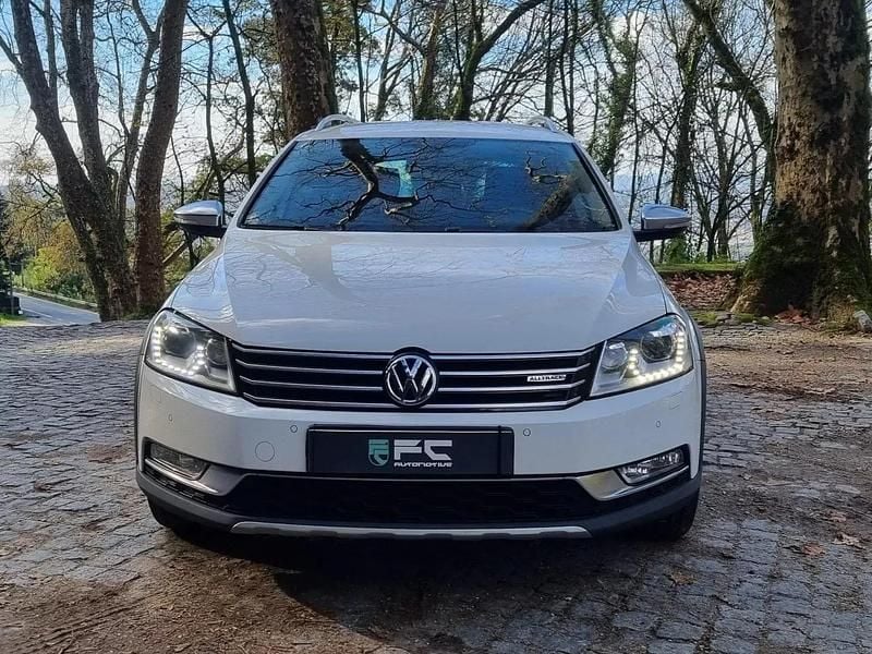 Usado VW Passat 170 HP (125 kW) 2012 Branco Carrinha