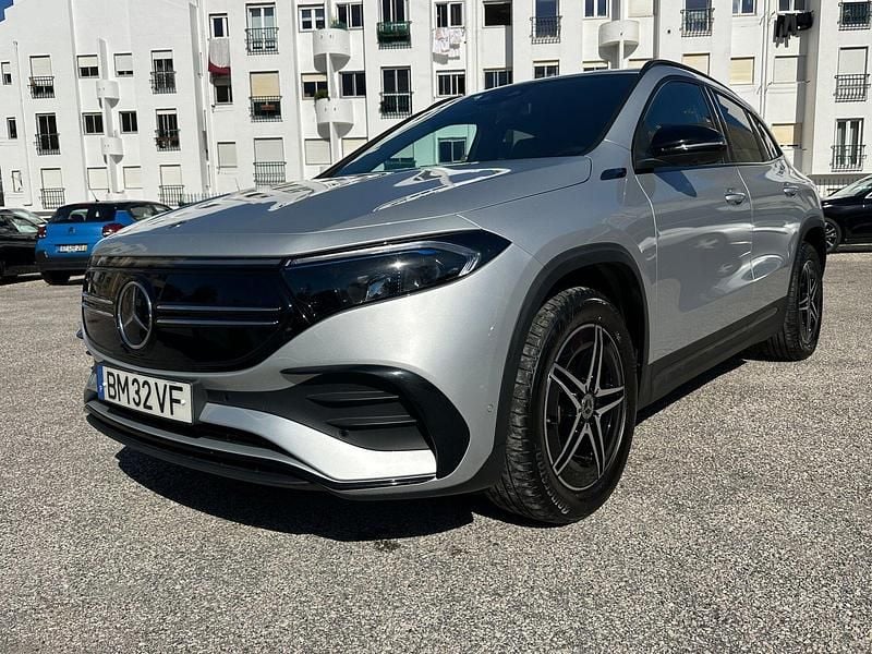 Usado Mercedes EQA250 AMG line 139 kW (190 HP) 2022 Cinza SUV