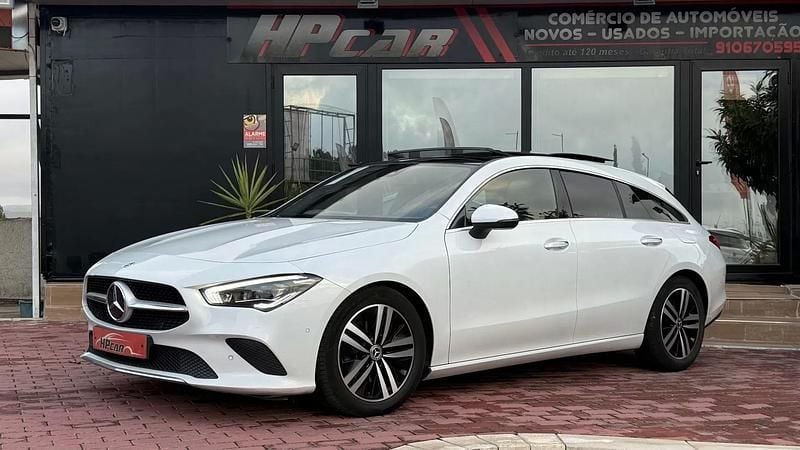 Branco pérola Usado 2021 Mercedes CLA180 Shooting Brake Style Carrinha | € 26.990 (Preço justo) - Imagem 1/4