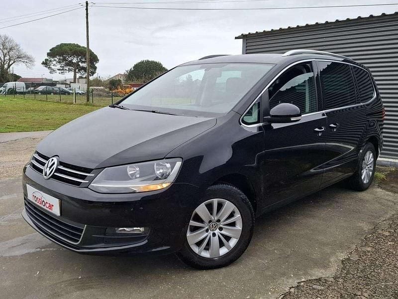 Usado VW Sharan 140 HP (102 kW) 2014 Preto Monovolume