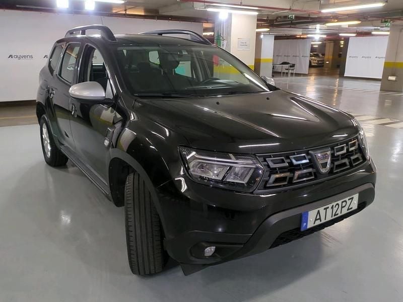 Usado Dacia Duster Comfort 115 HP (84 kW) 2022 Preto SUV