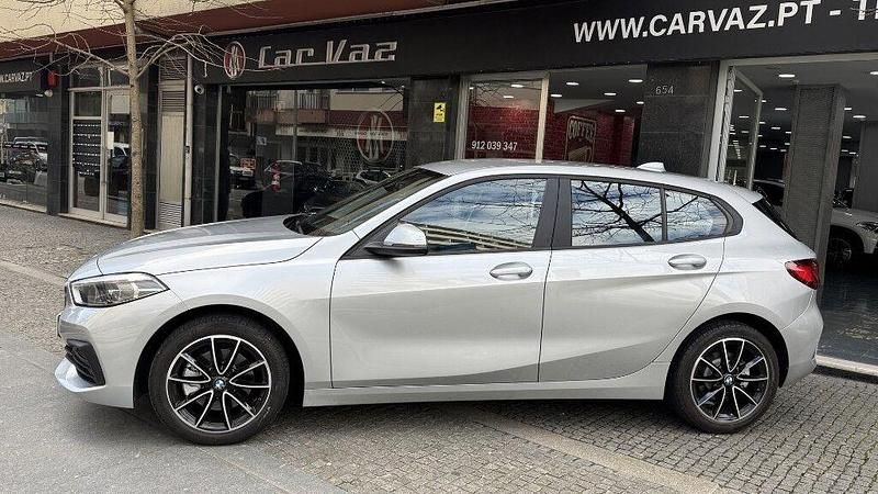 Usado BMW 116 Advantage 116 HP (85 kW) 2020 Cinza Citadino