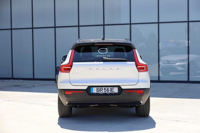 Novo Volvo EX40 Plus 185 kW (252 HP) 2025 Branco SUV