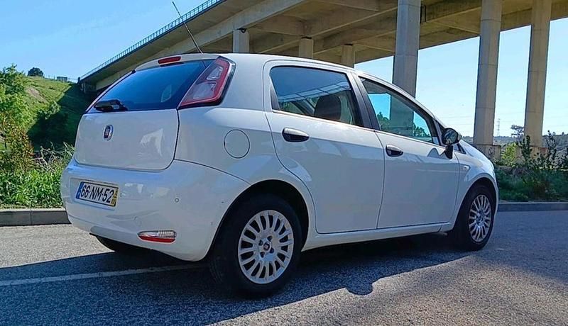 Usado 2013 Fiat Punto Citadino | € 3.500 (Super Preço) - Imagem 1/4