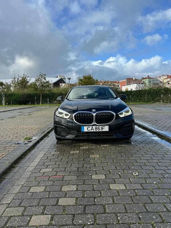 Usado BMW 116 Comfort Edition 116 HP (85 kW) 2021 Preto Citadino