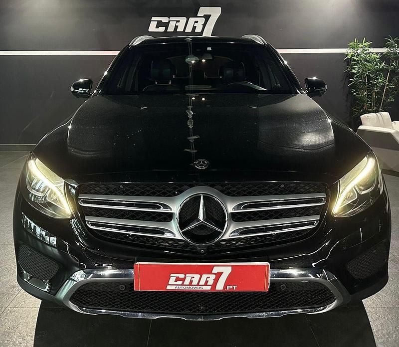 Usado Mercedes GLC220 170 HP (125 kW) 2019 Preto SUV