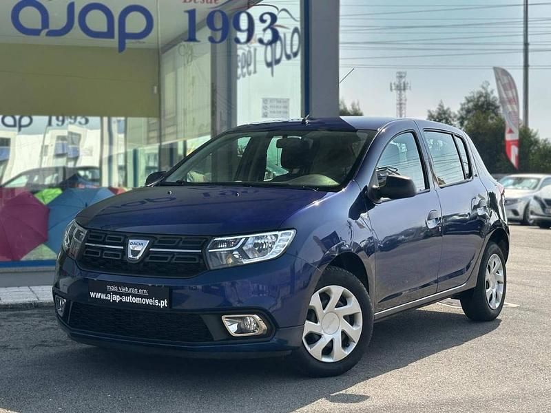 Azul Usado 2018 Dacia Sandero Citadino | € 9.970 (Preço justo) - Imagem 1/4