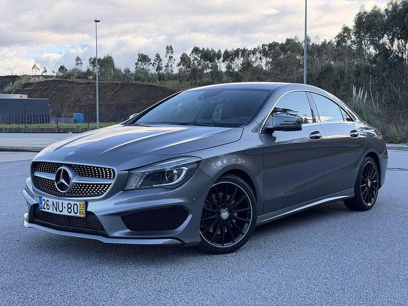 Usado Mercedes CLA220 AMG 170 HP (125 kW) 2013 Sedan