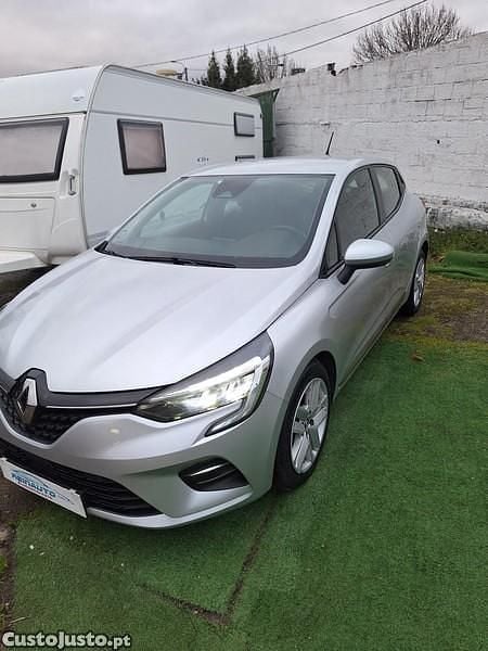 Usado Renault Clio V 91 HP (66 kW) 2021 Cinza