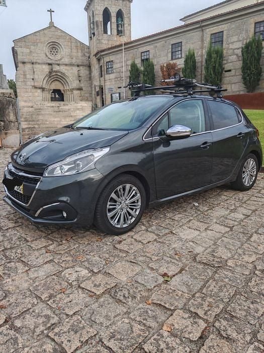 Usado 2017 Peugeot 208 Citadino | € 7.000 (Bom preço) - Imagem 1/4