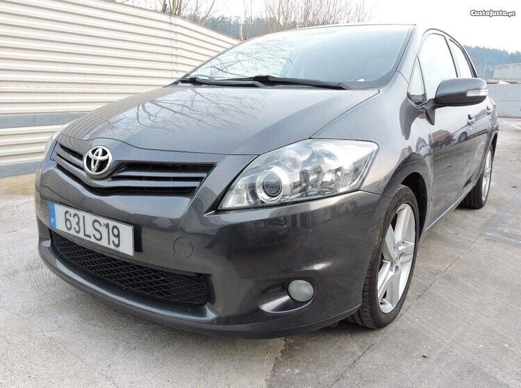 Cinza Usado 2011 Toyota Auris Sport | € 10.750 (Preço justo) - Imagem 1/1