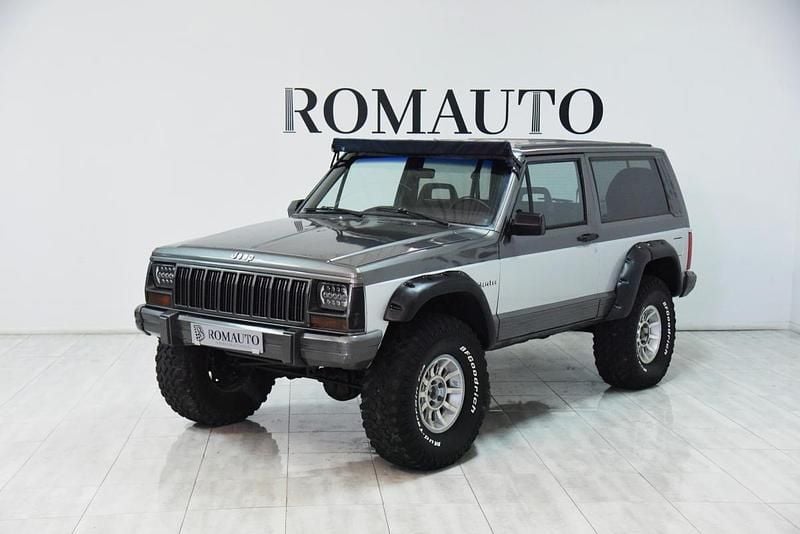Cinzento Usado 1991 Jeep Cherokee SUV | € 17.800 - Imagem 1/4