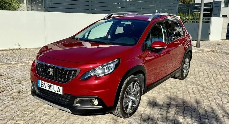 Vermelho Usado 2017 Peugeot 2008 Allure SUV | € 11.990 (Preço justo) - Imagem 1/4