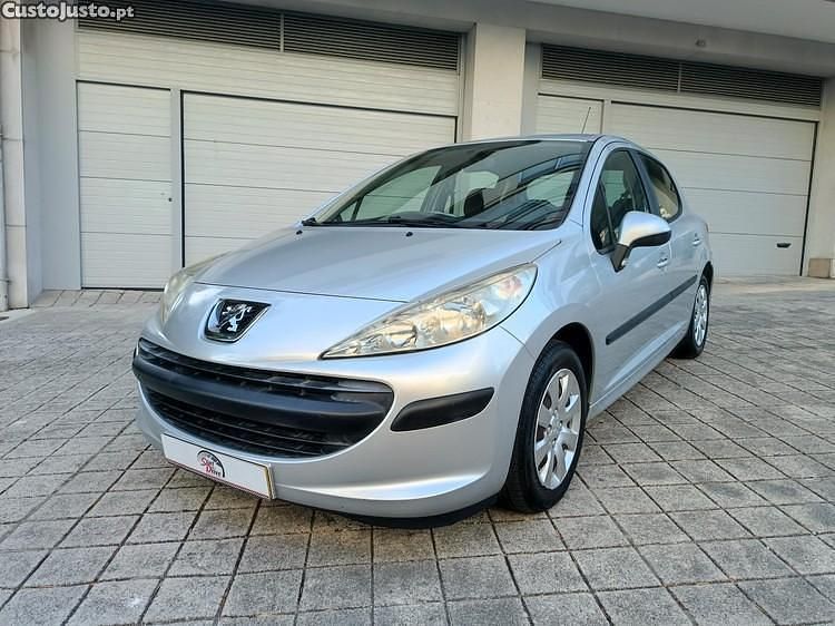 Cinza Usado 2007 Peugeot 207 | € 3.500 (Super Preço) - Imagem 1/1