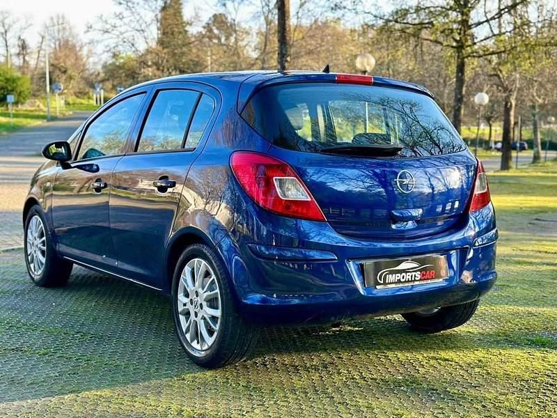 Usado Opel Corsa Enjoy 90 HP (66 kW) 2009 Azul Citadino