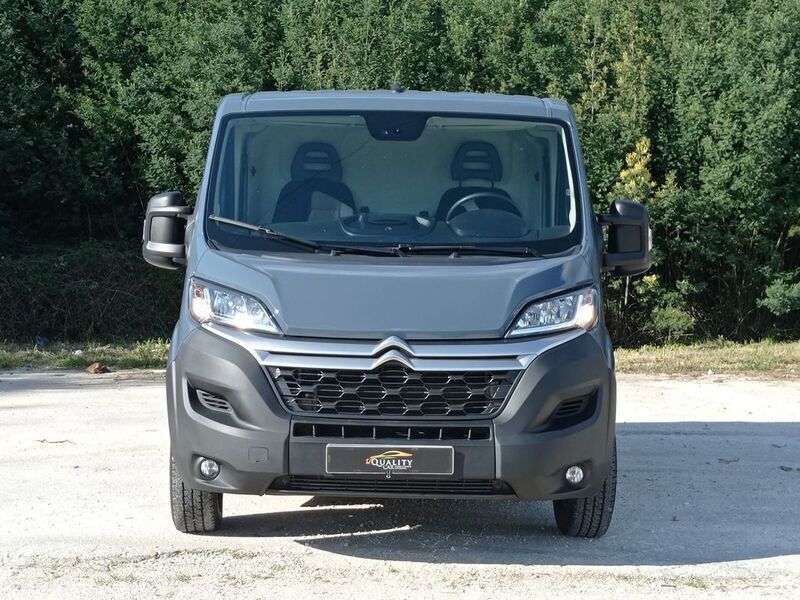 Usado Citroën Jumper 130 HP (95 kW) 2021 Cinza Monovolume