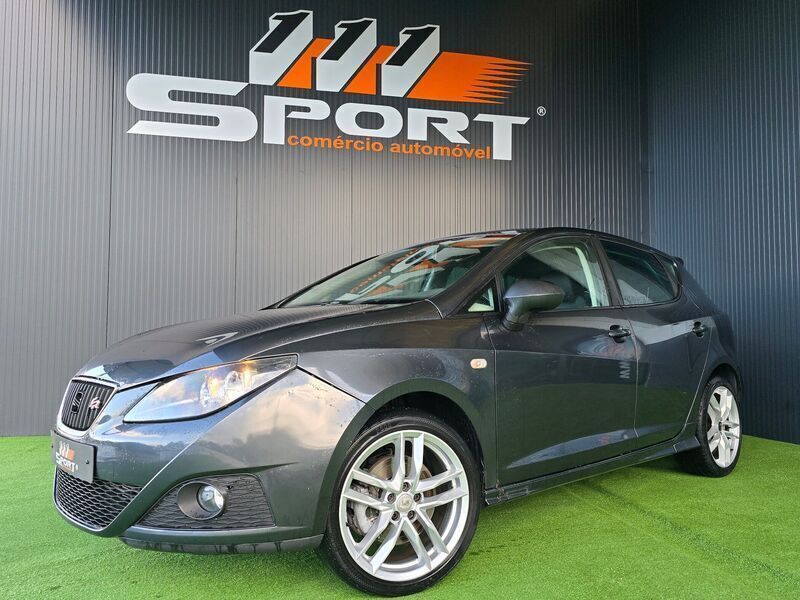 Cinza Usado 2011 Seat Ibiza FR | € 9.750 (Super Preço) - Imagem 1/4