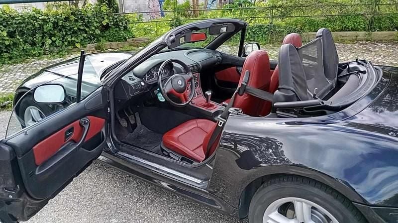 Usado BMW Z3 118 HP (86 kW) 2000 Preto Cabrios