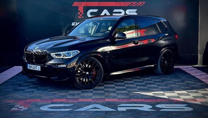 Preto Usado 2021 BMW X5 SUV | € 66.900 - Imagem 1/4