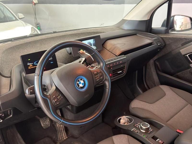 Usado BMW i3 125 kW (170 HP) 2022 Cinzento Citadino