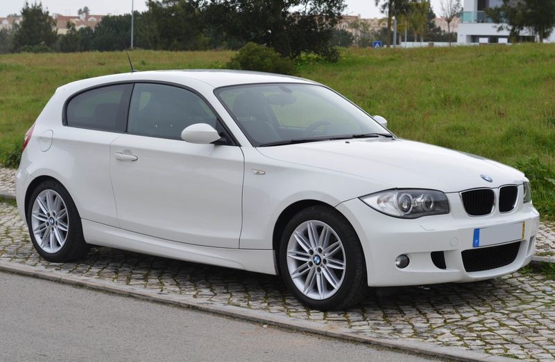 Vendido BMW 118 Coupé Carros usados para venda