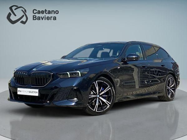 Preto Usado 2024 BMW 520 Carrinha | € 72.900 - Imagem 1/4