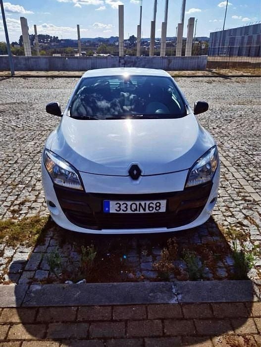 Usado 2010 Renault Mégane III Coupé | € 5.850 - Imagem 1/4