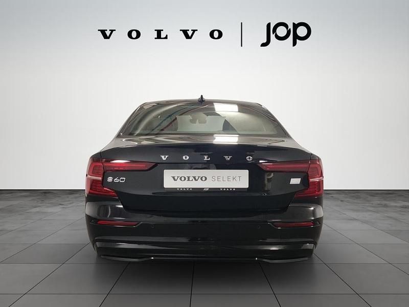 Usado Volvo S60 Plus 455 HP (334 kW) 2024 Preto Sedan