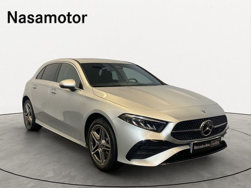 Cinzento claro Usado 2023 Mercedes A250 | € 47.500 (Caro) - Imagem 1/4