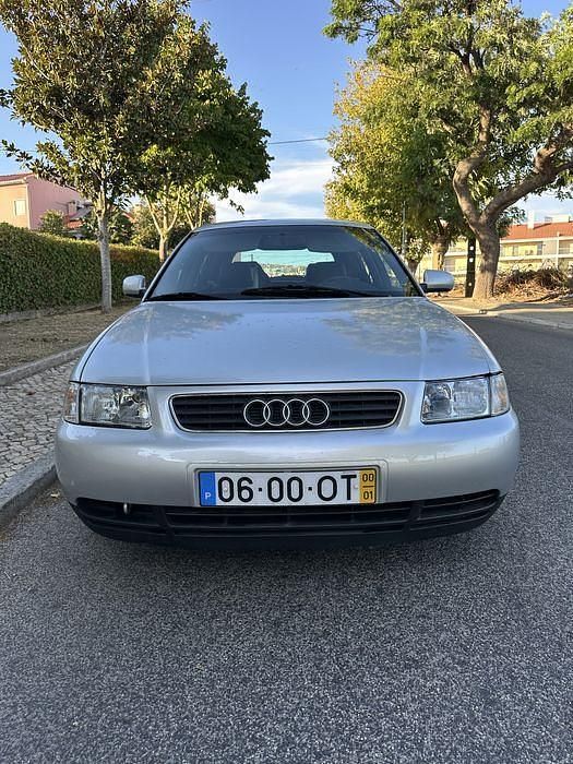 Usado 2000 Audi A3 Sedan | € 2.250 (Bom preço) - Imagem 1/4
