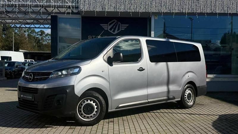 Cinza Usado 2022 Opel Vivaro Essentia Monovolume | € 29.500 (Preço elevado) - Imagem 1/4