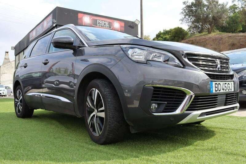 Cinza Usado 2018 Peugeot 5008 Allure Monovolume | € 20.900 (Preço elevado) - Imagem 1/4