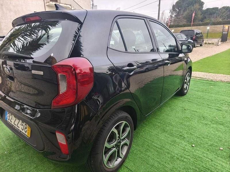 Usado Kia Picanto 67 HP (49 kW) 2020 Preto Citadino