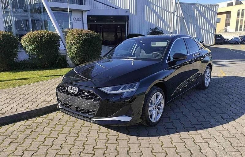 Preto Usado 2025 Audi A3 | € 31.990 - Imagem 1/2
