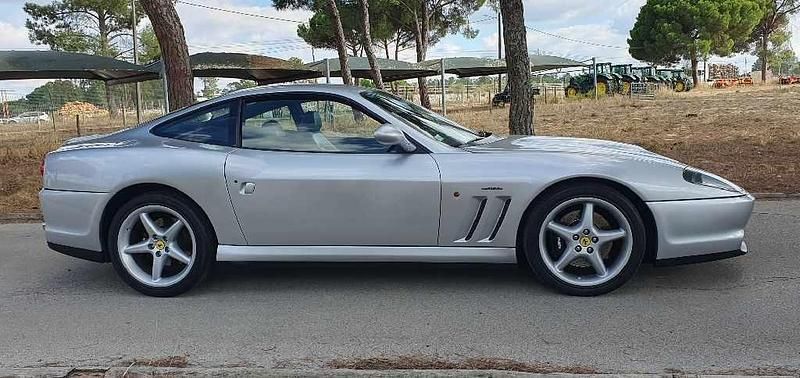 Usado Ferrari 550 485 HP (356 kW) 1998 Cinzento Coupé