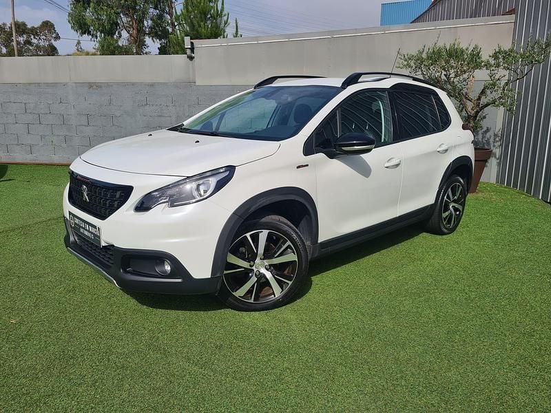 Branco Usado 2017 Peugeot 2008 GT-line SUV | € 11.990 (Preço justo) - Imagem 1/4