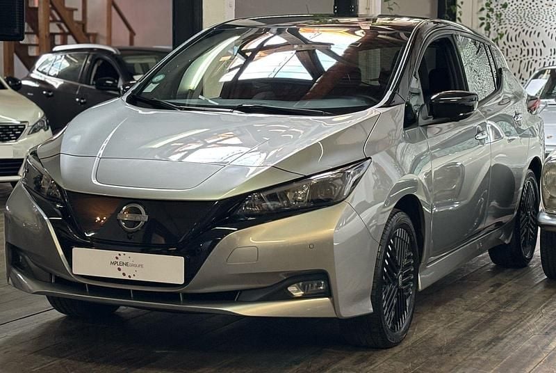 Usado Nissan Leaf N-Connecta 160 kW (218 HP) 2023 Cinza Citadino