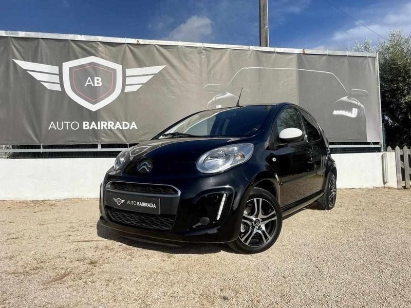 Preto Usado 2013 Citroën C1 Seduction Citadino | € 10.750 (Caro) - Imagem 1/4